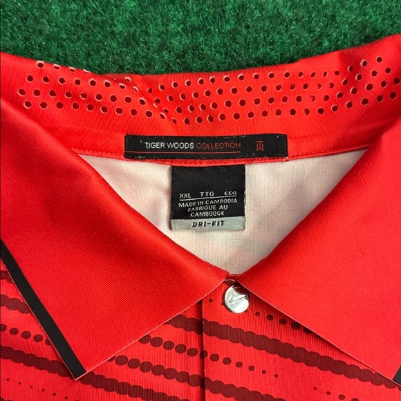 Tiger Woods Collection by Nike Dri-Fit Polo (Red with Black Accents/ Size XXL) - Picture 2 of 7